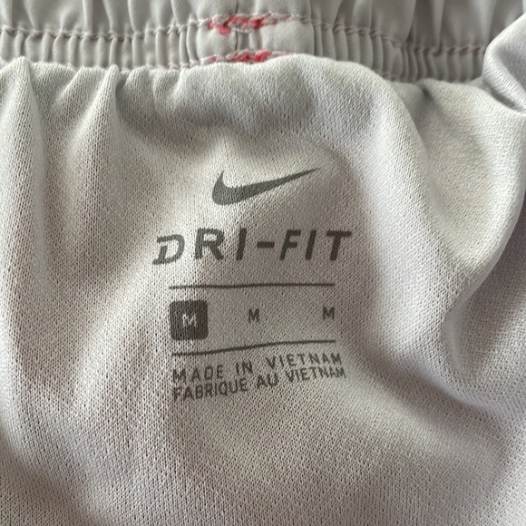 nike running shorts - Picture 4 of 5